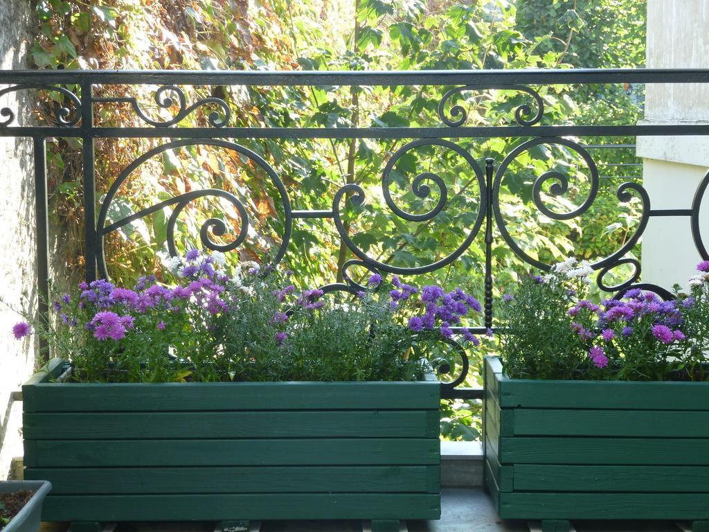 Les Versaillaises Versailles Bagian luar foto